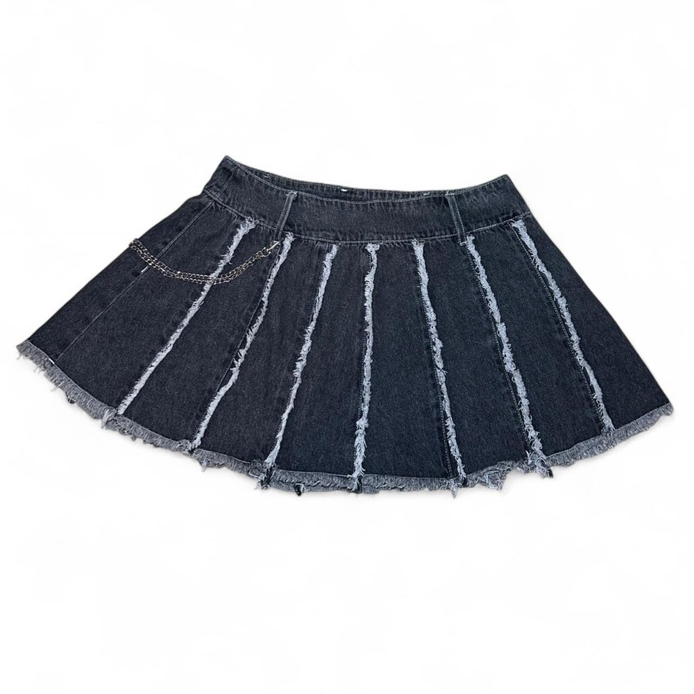 Mall Goth Hot Topic Black Denim Mini Skirt with Chain Accent Emo Grunge